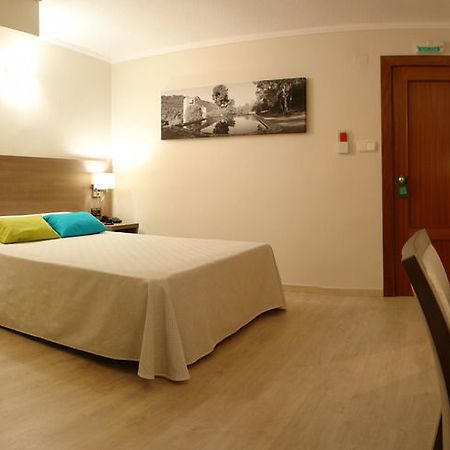 Hotel Avenida Plaza アルジーラ エクステリア 写真